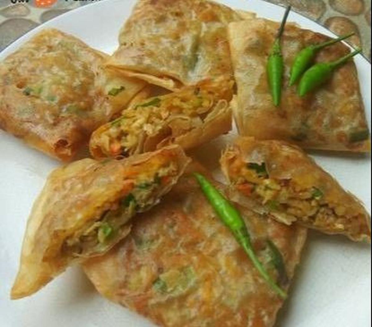 1. Resep Martabak Telur Kulit Lumpia dengan Isian Sayuran