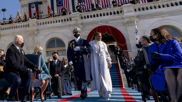 Parade Busana Wanita di Pelantikan Presiden AS, dari Jill Biden sampai Michelle Obama