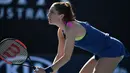 Aksi petenis Jerman, Andrea Petkovic saat melawan petenis Republik Ceska, Petra Kvitova pada putaran pertama Australia Tebuka di Melbourne, (16/1/2018). (AFP/Saeed Khan)