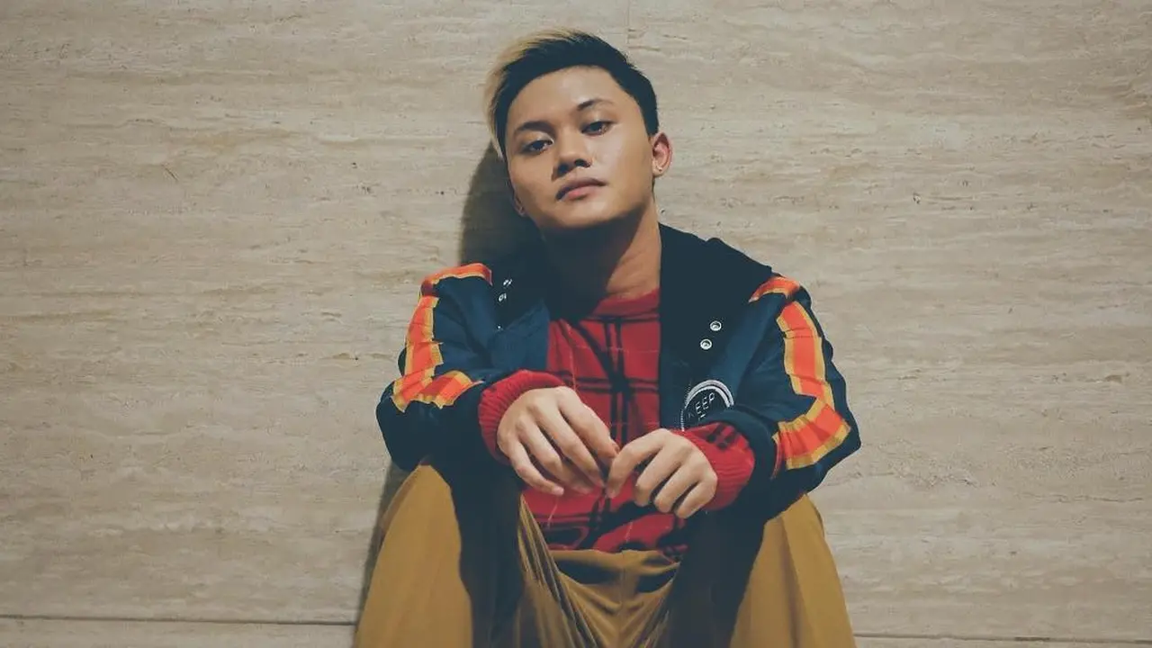 [Fimela] Kenangan Rizky Febian dan Lina