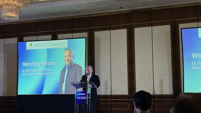 Rektor Sampoerna Academy Dr. Wahdi Salasi April Yudhi di Diskusi Panel ESG bersama Blue Ocean Strategy Fellowship Rabu (22/7/2026) di Jakarta. (Dok: Nasywa Fakhirah)