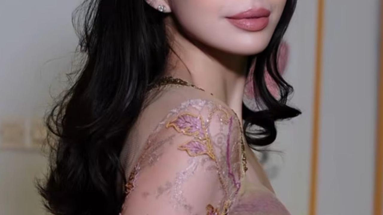 Lama Tak Tersorot, Manohara Odelia Kembali Mencuri Perhatian dengan Pesona Elegannya