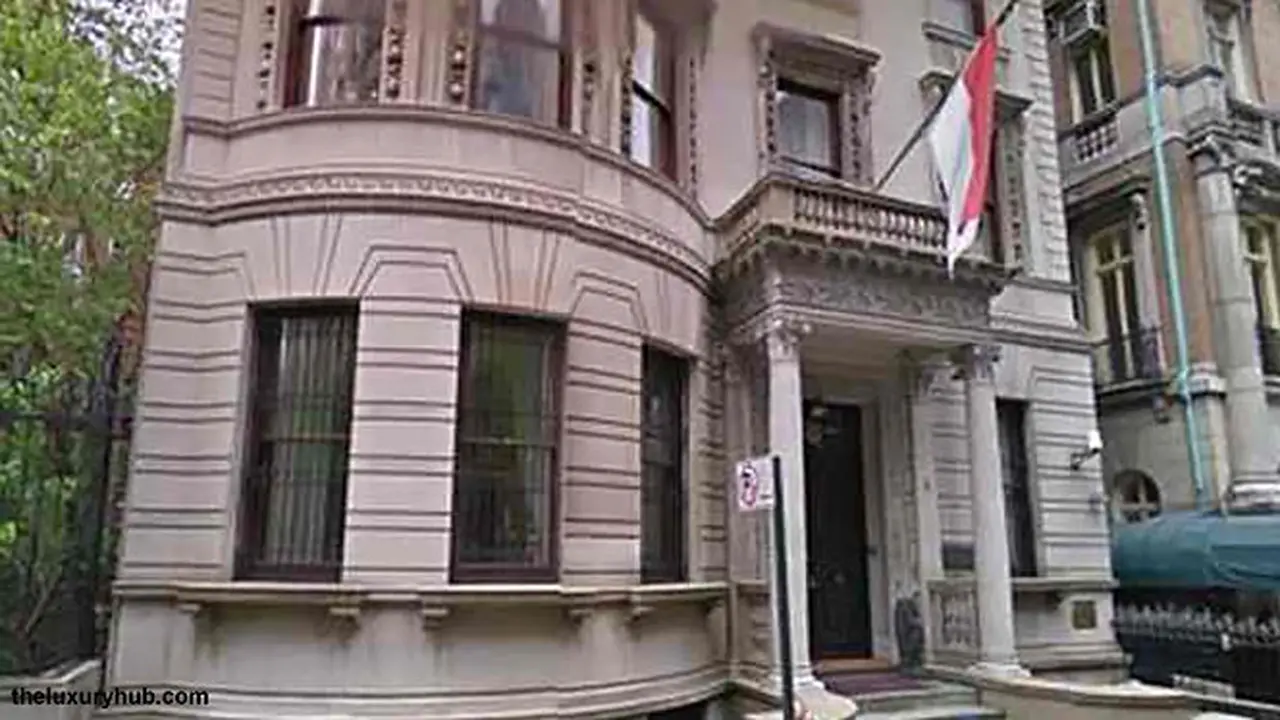 konjen-ri-newyork-130818b.jpg