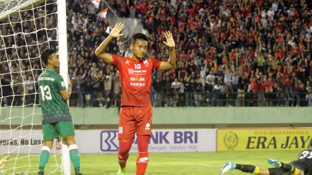 Persis Solo