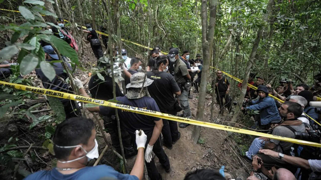 Ratusan Kuburan Massal Ditemukan di Perbatasan Malaysia-Thailand