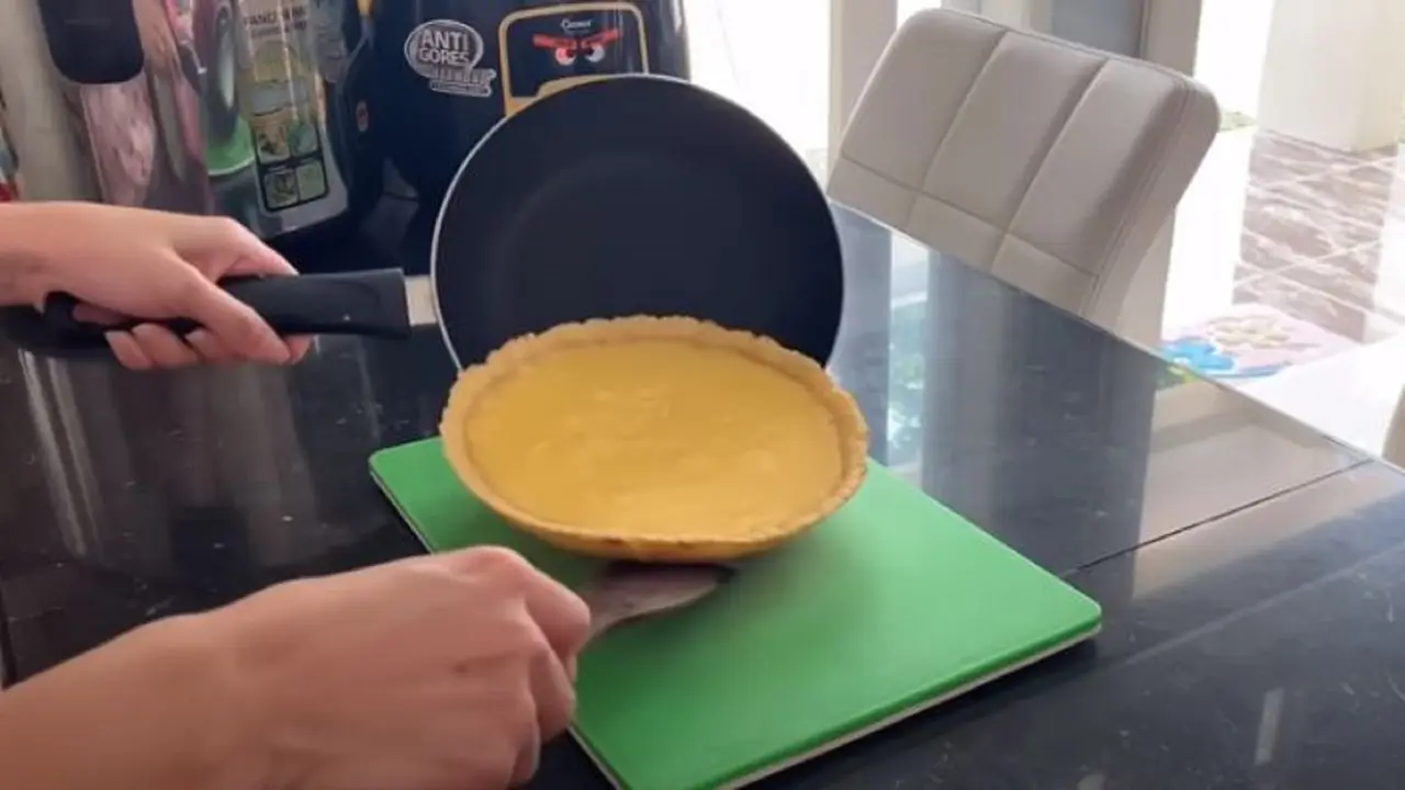 Ilustrasi pie susu
