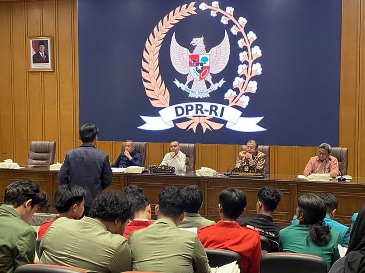 Dasco Kontak Mensesneg, Minta Pemerintah Terima Audiensi BEM dan Mahasiswa