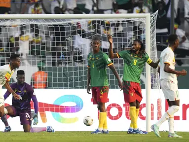 Andre Onana menunjukkan performa buruk saat membela Kamerun di Piala Afrika 2023. (AP Photo/Sunday Alamba)