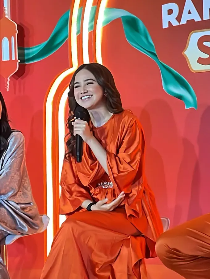 Hobi Berbagi, Tips Cerdas Syifa Hadju Memilih Hampers Ramadan
