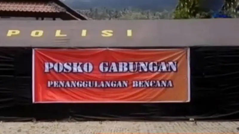 Posko Siaga Bencana Erupsi Anak Gunung Rinjani Didirikan