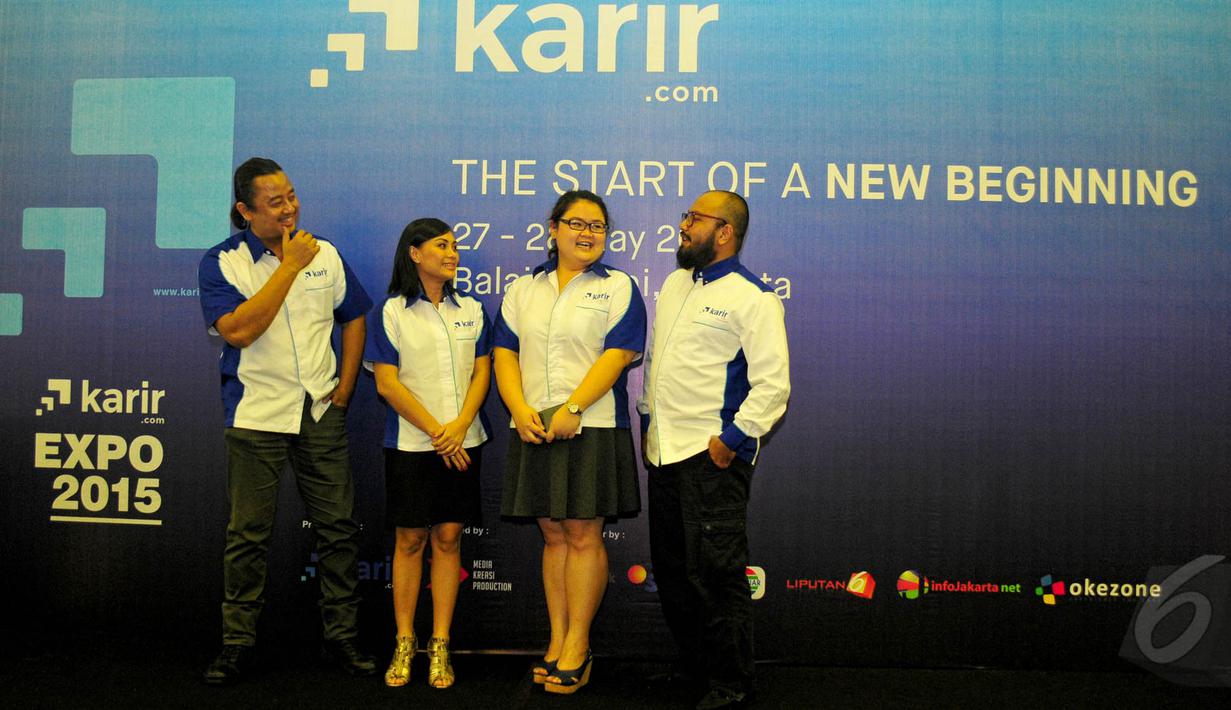 CEO Karir.com, Dino Marti (kiri) bersama para petinggi Karir.com saat menghadiri pembukaan karir.com Expo 2015 di Balai Kartini, Jakarta, Rabu (27/5/2015). (Liputan6.com/Yoppy Renato)
