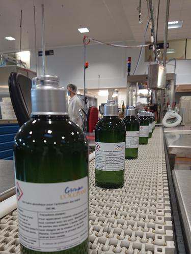 l occitane produksi hand sanitizer