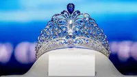 Force for Good, mahkota baru kontes kecantikan Miss Universe. (dok. Instagram @annejkn.official/https://www.instagram.com/p/CmWMK2HL3Zv/)