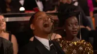 Will Smith menampar pembaca acara di Academy Awards 2022. Dok: YouTube
