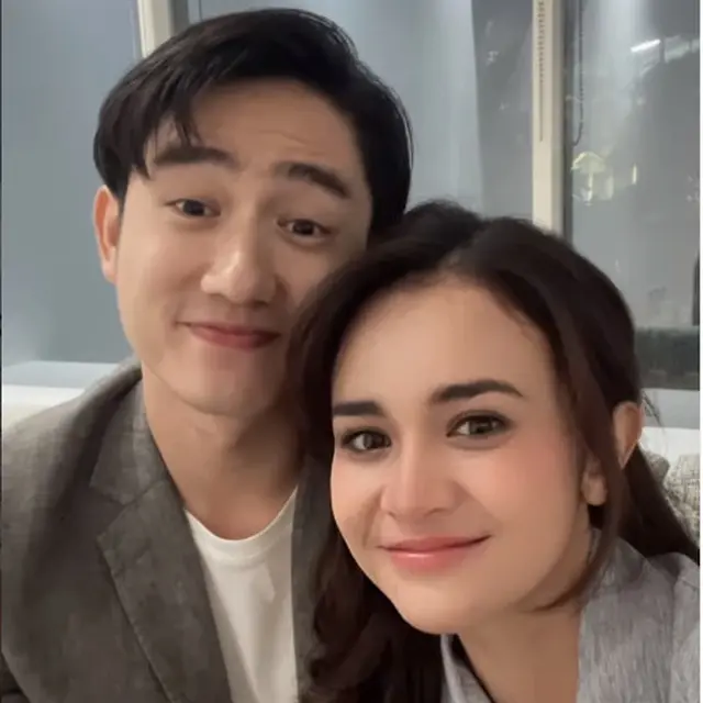 6 Potret Kenny Austin Lawan Main Michelle Ziudith di Series Baru, Disebut Mirip Jung Hae In