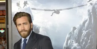 Film Everest yang diperankan oleh Jake Gyllenhaal (memerankan Scott Fischer) hadir memberikan gambaran tentang perjuangan sekelompok orang sang penakluk ketinggian. (Bintang/EPA)