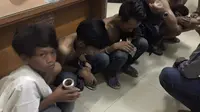 Belasan remaja ngelem ditangkap Satpol PP