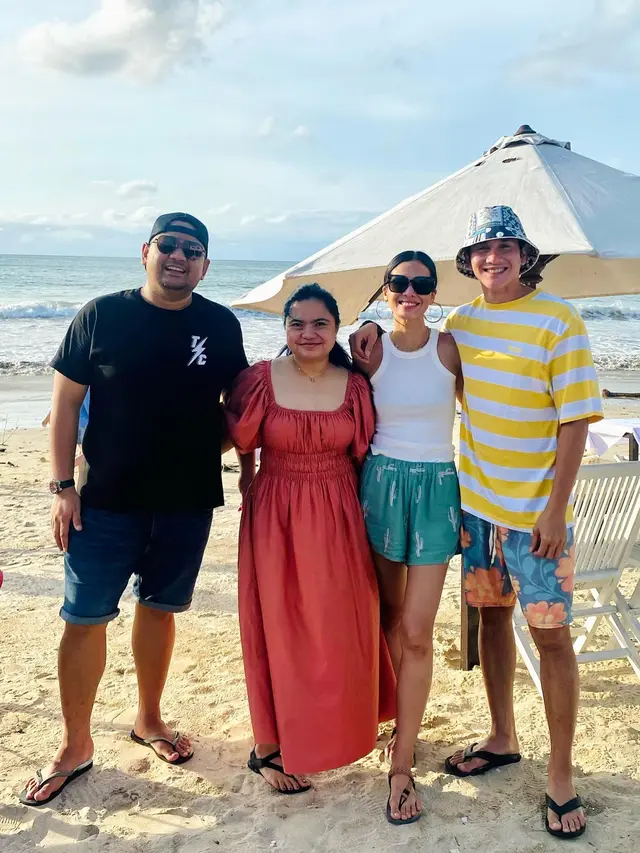 Syuting Sinetron Bareng, Ini 6 Momen Vino G Bastian dan Marsha Timothy di Bali