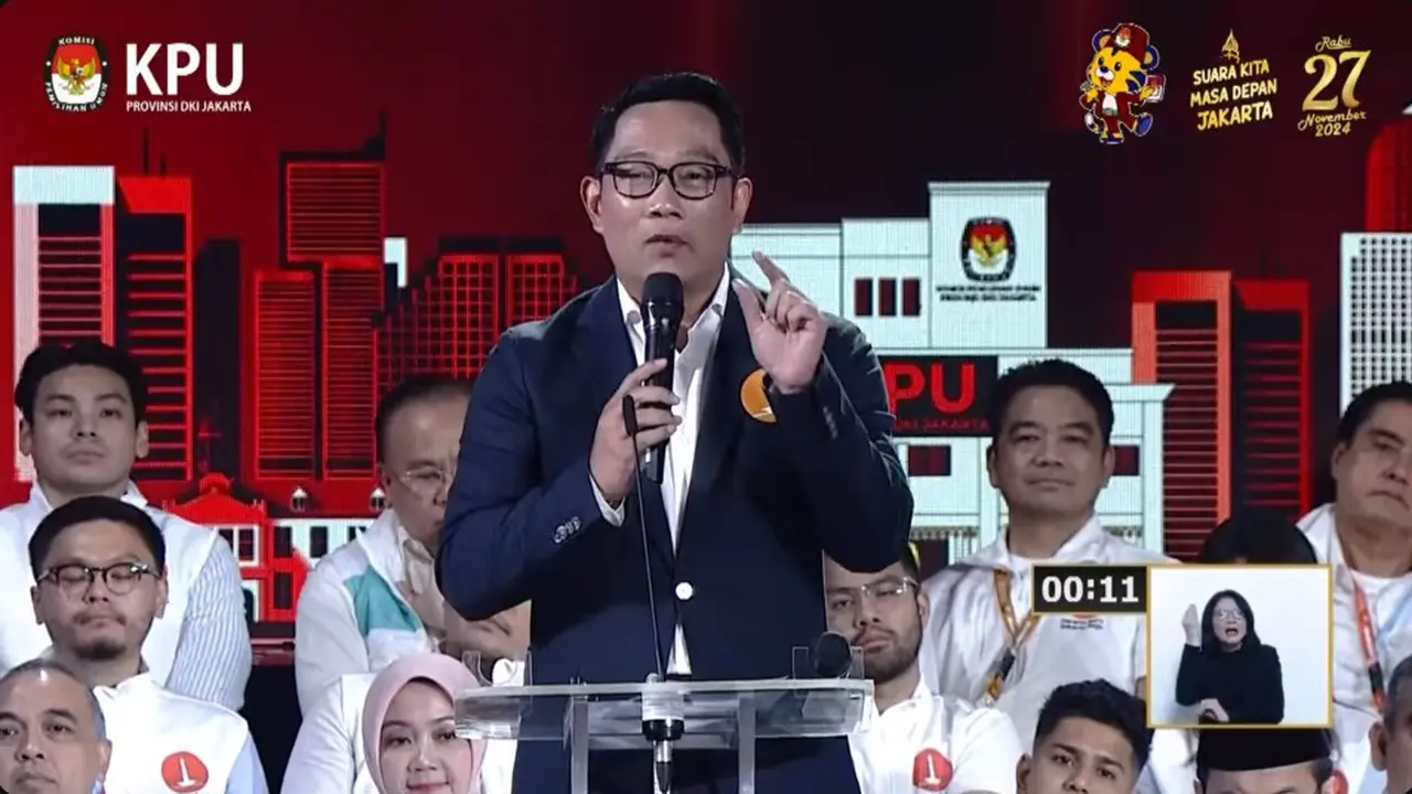 Calon gubernur (Cagub) nomor urut 1 Ridwan Kamil saat debat terakhir atau debat ketiga Pilkada Jakarta 2024.