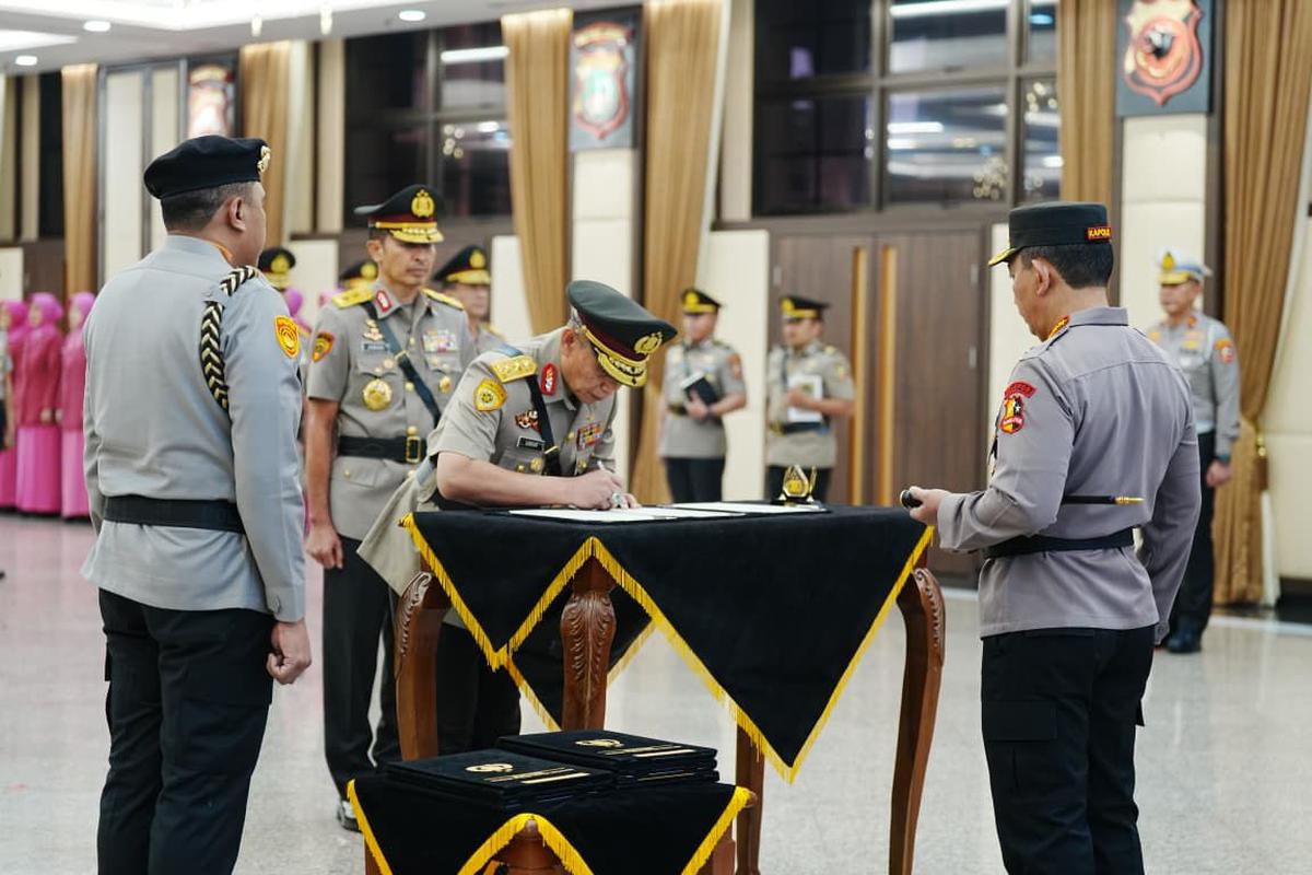 _Wakapolda Metro Jaya Naik Pangkat Jadi Jenderal Bintang Dua