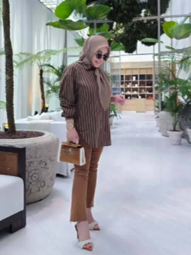 Kemeja Earthy Tone