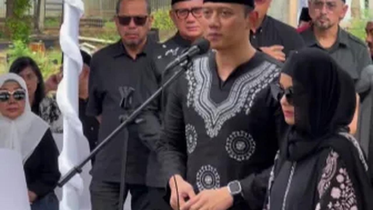 Meminta Doa Atas Nama Almarhum