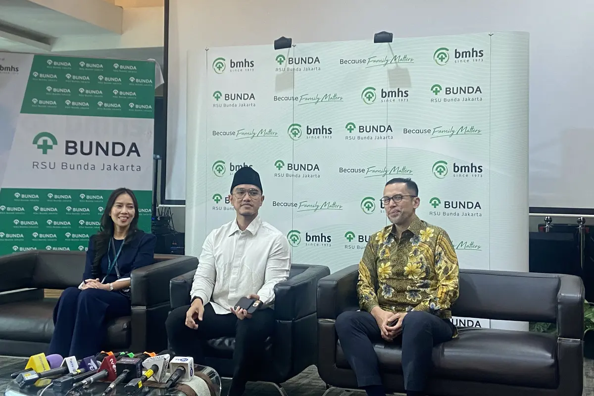 Kaesang Pangarep dan Erina Gudono telah resmi menjadi seorang ibu dan ayah usai putri kecilnya lahir pada hari ini, Selasa, (15/10/2024).