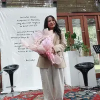 Bernadya menuangkan isi kepalanya lewat EP terlintas [Fimela.com/Syifa Ismalia]