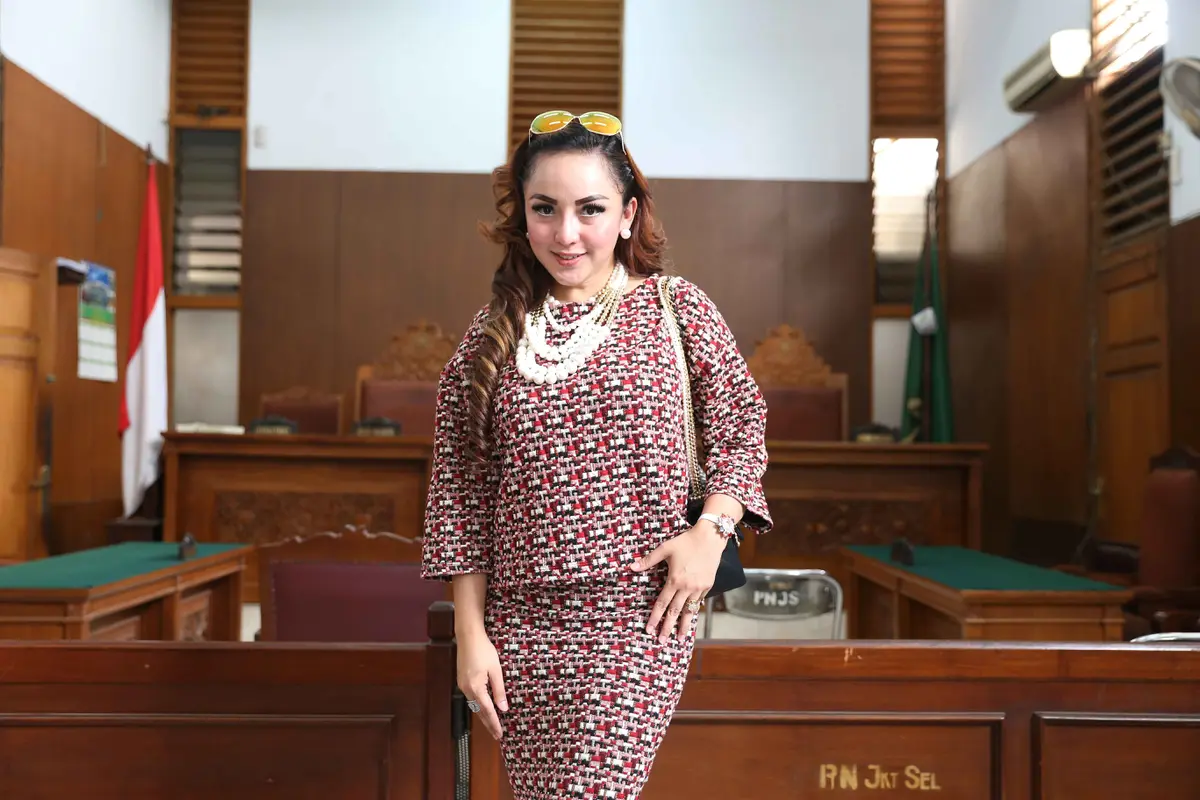 Regina Andriane Saputri  
