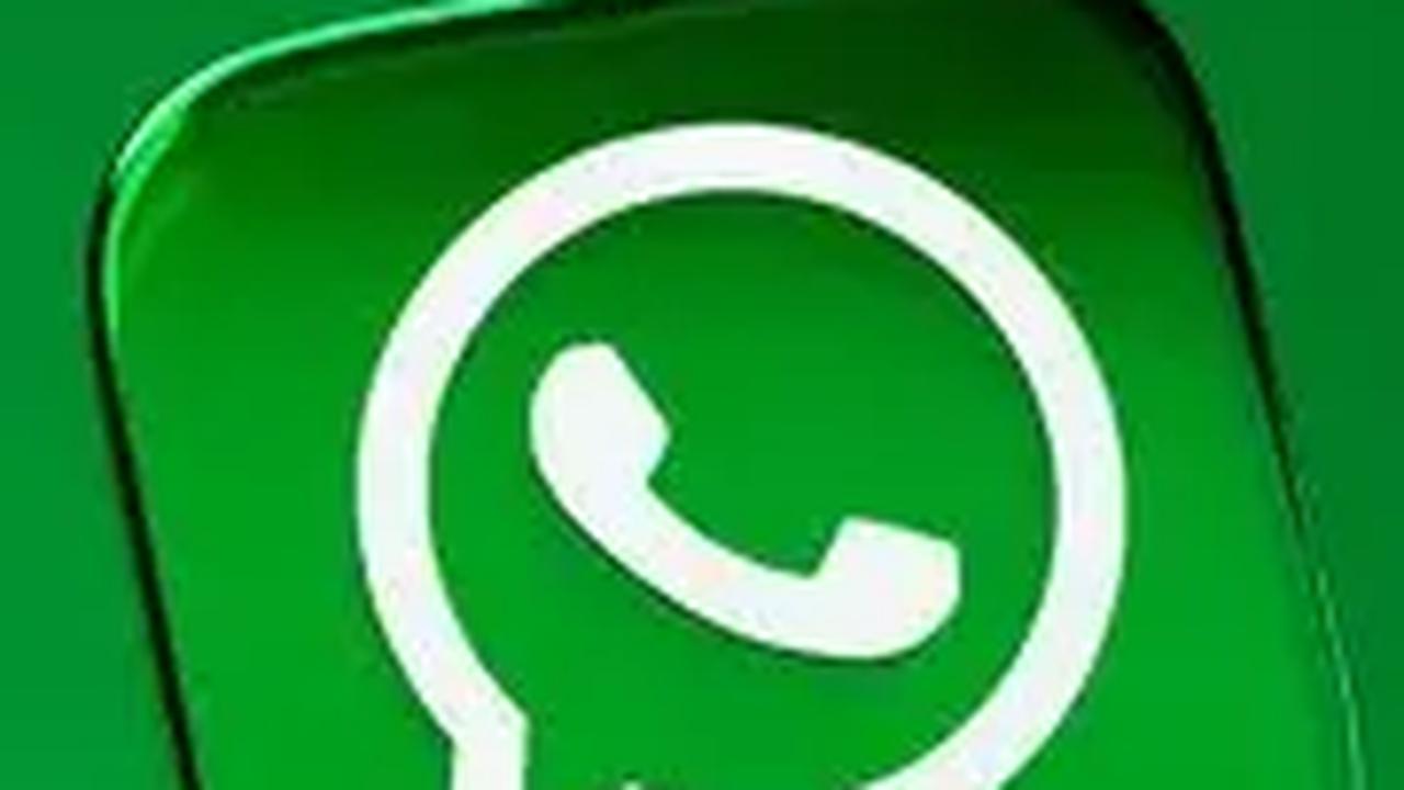 Pihaknya juga menduga video mesum itu awalnya beredar melalui jejaring whatsapp dan diteruskan hingga menyebar di media sosial. "Diduga lewat via whatsApp dan diteruskan, seperti itu," imbuhnya.