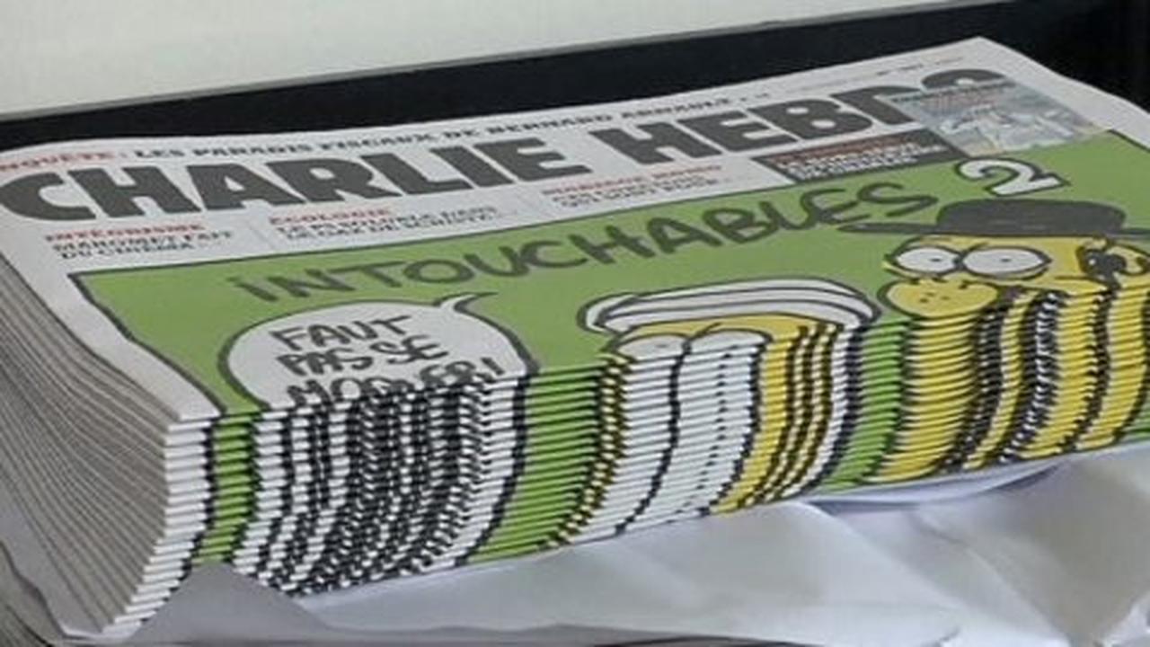 Satu per satu, anggota redaksi tabloid satir Charlie Hebdo keluar