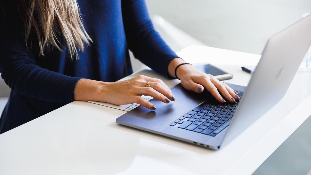 10 Rekomendasi Laptop Gaming Terbaik Spek Dewa, Harga Terbaru April 2025