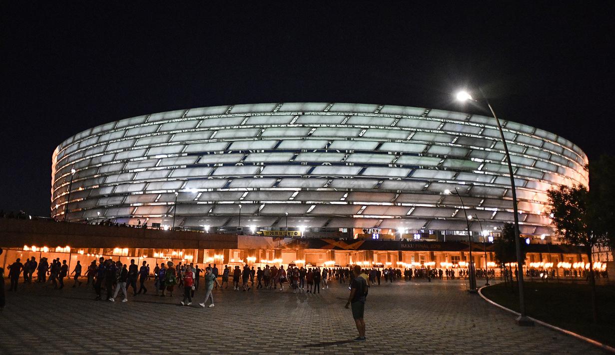 Baku Olympic Stadium berdiri di atas lahan seluas 617.000 meter persegi dan dirancang mampu menampung 68.000 penonton. Memiliki kuota parkir untuk menampung hingga 3.078 mobil. (AFP/Alexander Nemenov)