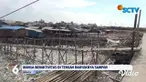 Ratusan rumah pemukiman padat penduduk di Kali Baru, Cilincing, Jakarta Utara, terkepung lautan sampah. Tak berhenti di situ, ternyata warganya pun juga masih membuang sampah sembarangan lantaran tak tersedianya tempat pembuangan sementara.