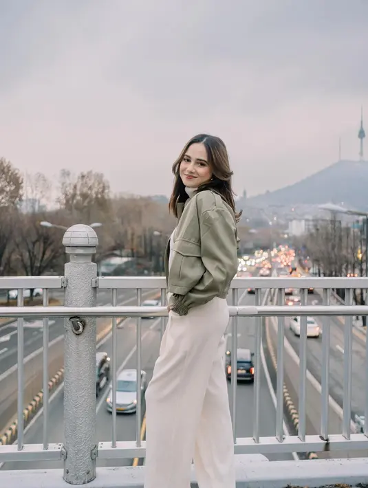 <p>[Instagram/syifahadju]</p>