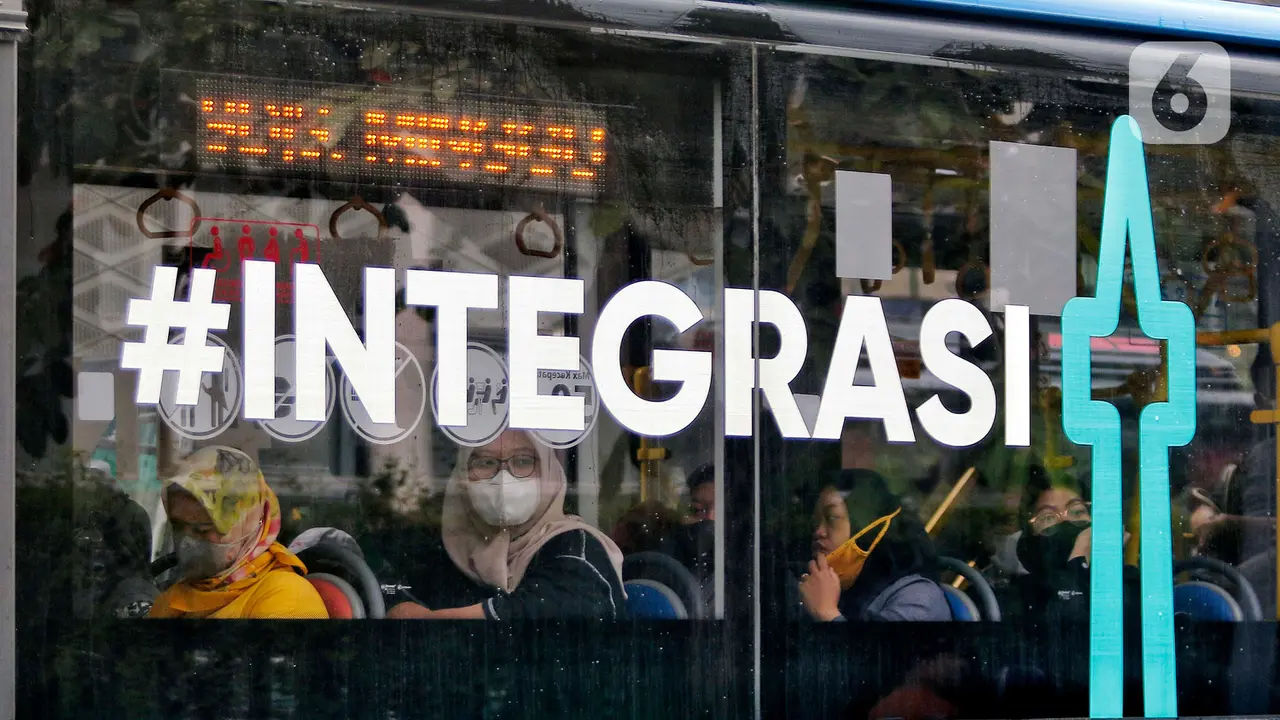 Tarif integrasi transportasi umum di jakarta masih di kaji pemprov DKI