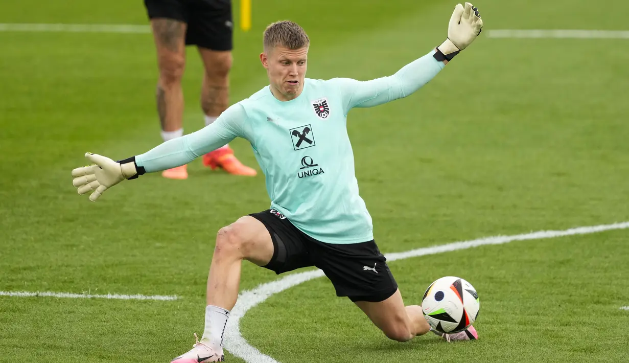 Tim berjuluk Das Team itu masuk grup neraka pada turnamen yang berlangsung di Jerman ini. (AP Photo/Markus Schreiber)