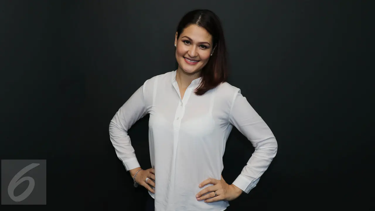 20160726-Rima Melati Adams-HZ
