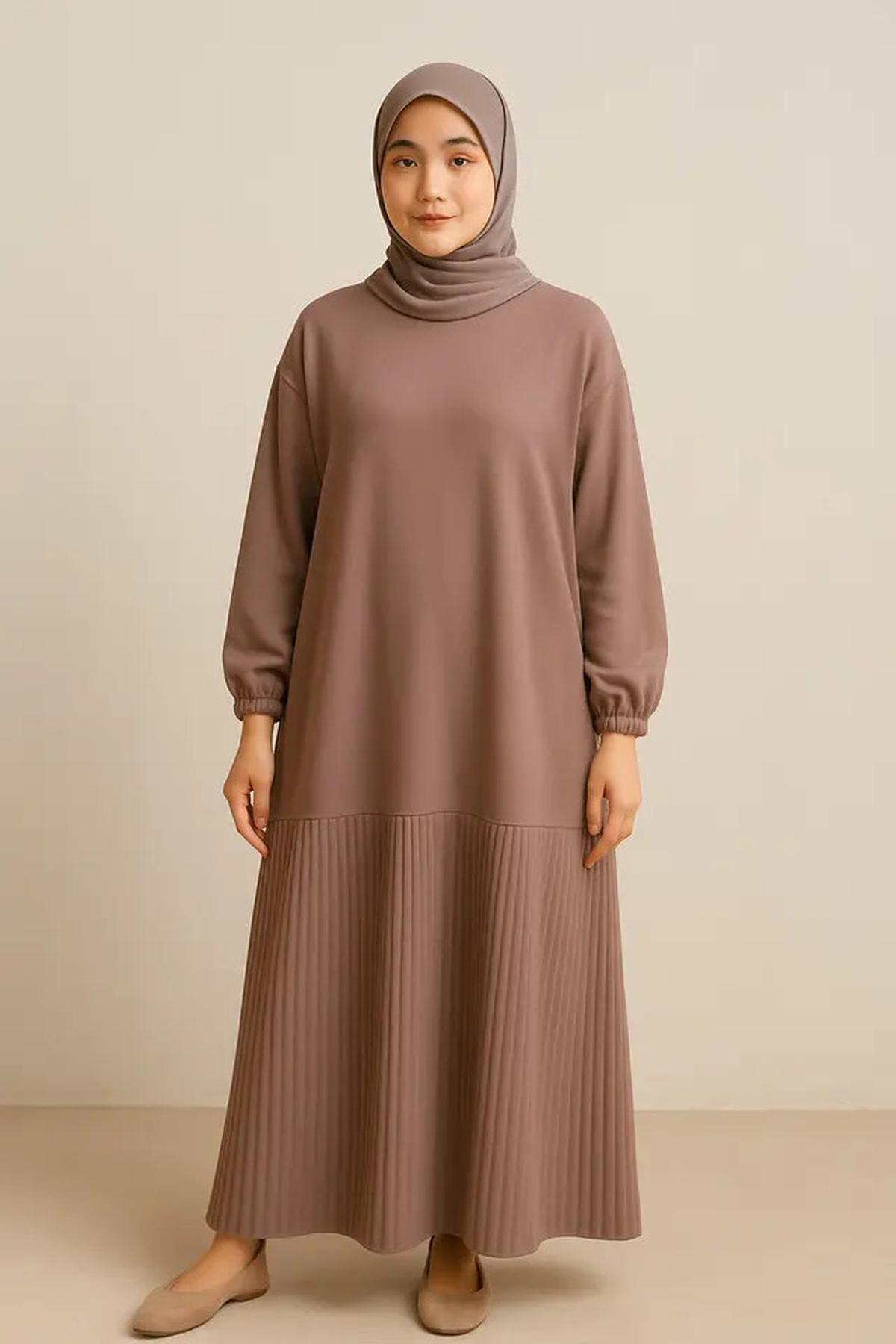 7 Model Gamis Kombinasi Plisket untuk Outfit Sehari-hari