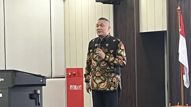 Ketua Umum Dewan Asuransi Indonesia (DAI), Yulius Bhayangkara dalam dalam konferensi pers Hari Asuransi 2026, Selasa (20/10/2026).