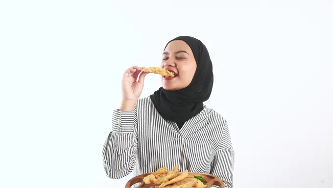 Resep Rahasia Tempe Goreng yang Garing di Luar & Lembut di Dalam - Cover