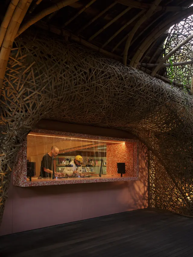 Headstream, Potato Head Bali