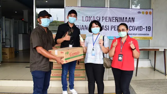 Donasi 7200 botol hand spray/dok. Priskila