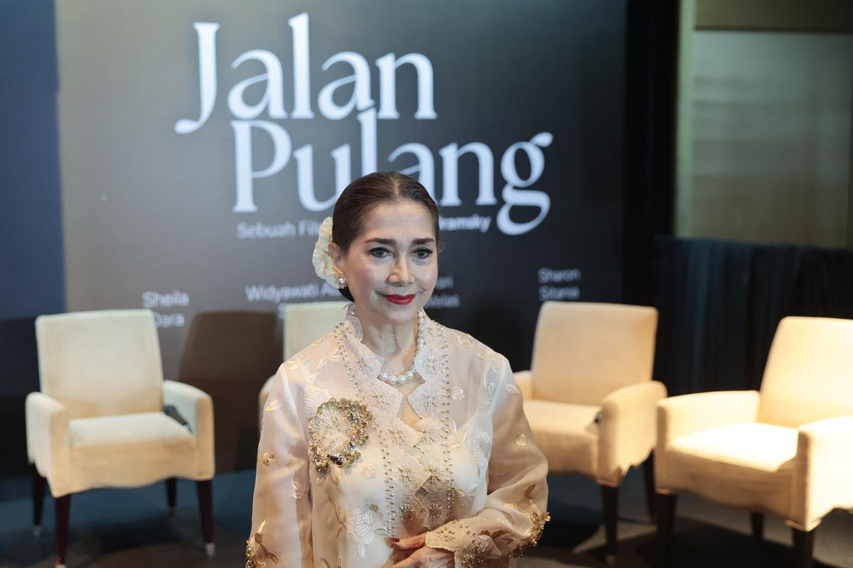 Jalan Pulang Menghidupkan Kisah di Balik Kebaya