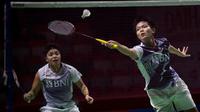 Pebulutangkis ganda putri Indonesia, Apriyani Rahayu/Siti Fadia Silva Ramadhanti bertanding melawan pebulutangkis ganda putri Taiwan, Hu Ling Fang/Lin Xiao Min saat laga 16 besar Indonesia Masters 2023 di Istora Senayan, Jakarta, Kamis (26/01/2023). Apriyani Rahayu/Siti Fadia Silva Ramadhanti menang dua game langsung, 22-20, 21-16. (Bola.com/Bagaskara Lazuardi)