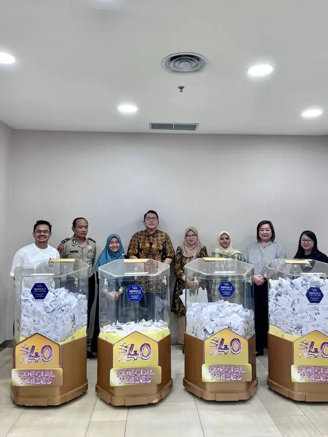 Rangkaian Shop Til You Win Digelar di Kota Kasablanka, Ribuan Pengunjung Saksikan Proses Pengundian