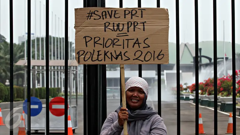 20151007-Jala PRT Demo di DPR, Tuntut UU Perlindungan PRT-Jakarta