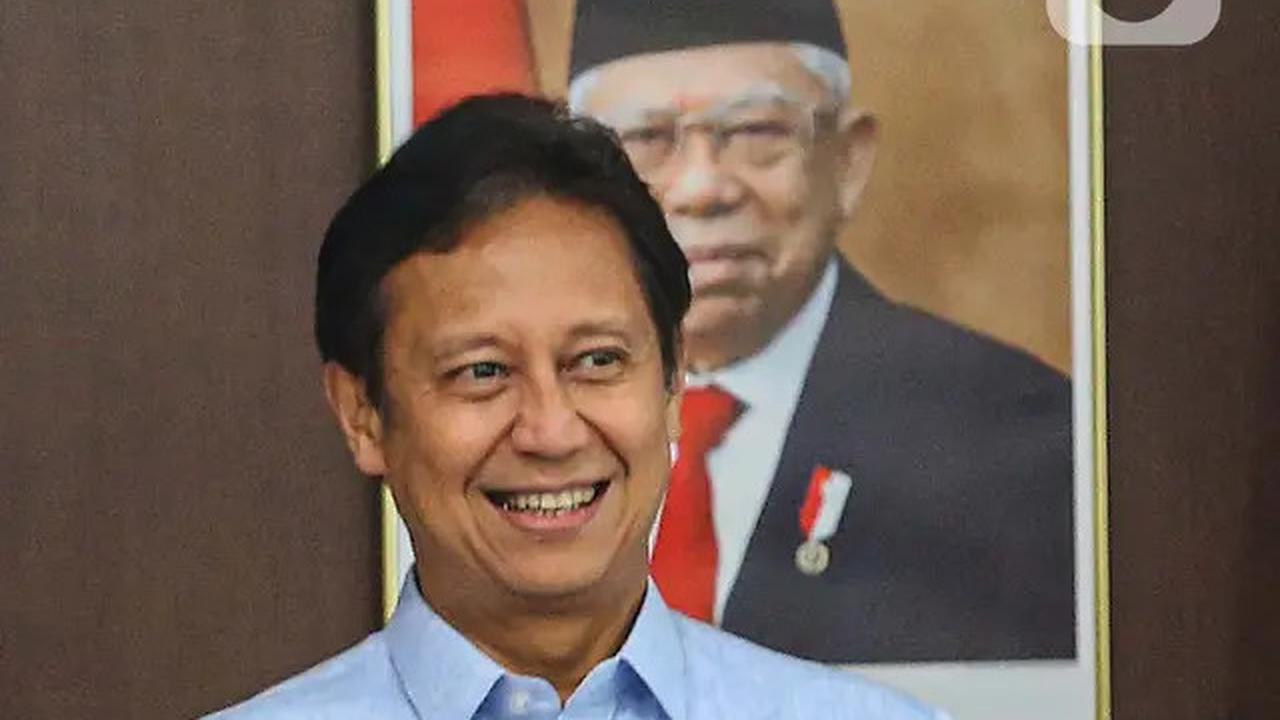 Sementara itu, Menteri Kesehatan Budi Gunadi Sadikin mengatakan, bantuan yang akan dikirim terbagi dalam lima kelompok, di antaranya obat-obatan, makanan tambahan, obat malaria, perlengkapan kebersihan, dan penjernih air. (Liputan6.com/Angga Yuniar)