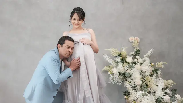 [Fimela] Angelica Simperler dan Rico Hidros Daeng