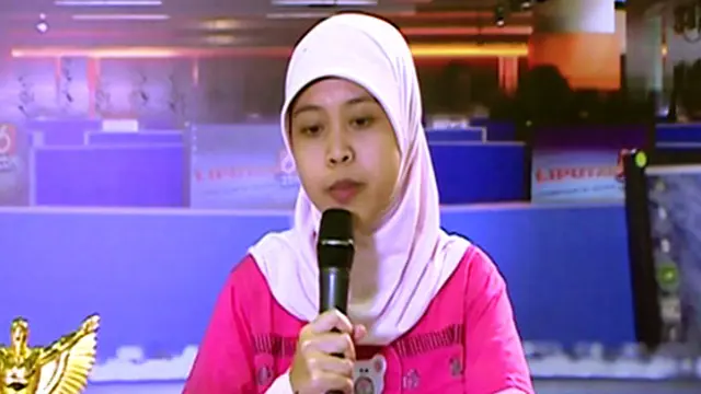 Amaliai Pengunjung dan Peserta Presenter di Indonesia Broadcaster Expo 2013